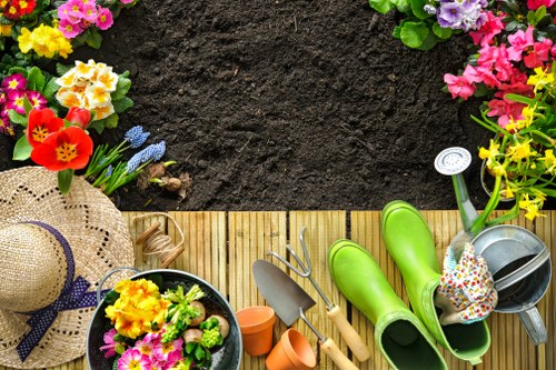 Insurance certificate and documentation for an insured gardening company